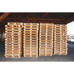 Manfaat Menggunakan Pallet Kayu 
